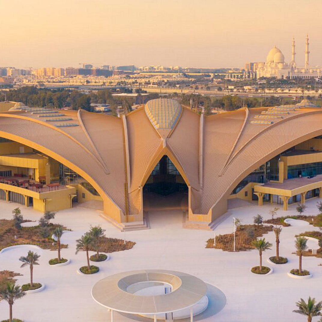 Erth Abu Dhabi Hotel - main image