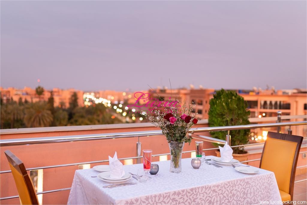 Palm Menara Hotel - image 2