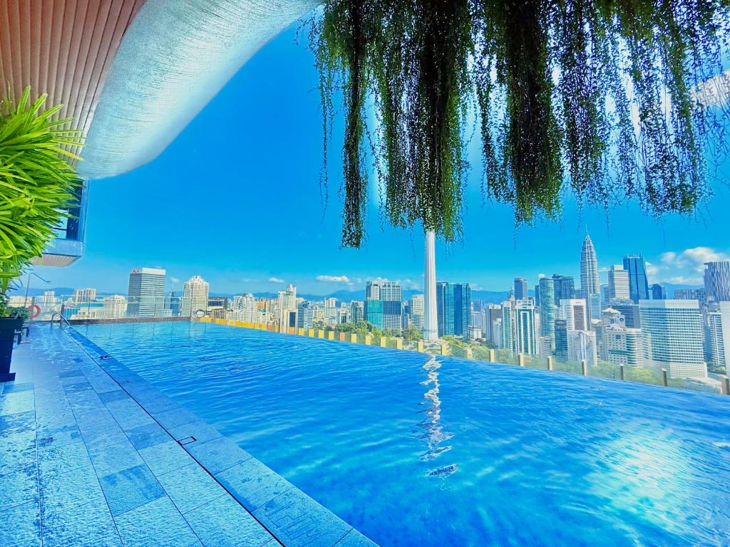 Ceylonz Suites Kl Tower By Kl Home Stay - image 3