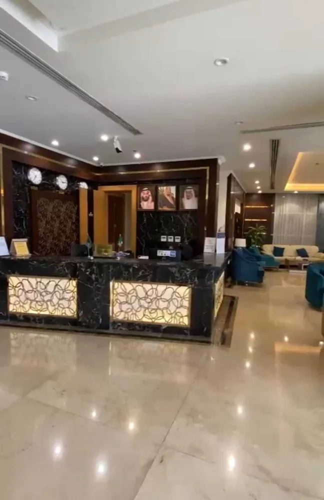 Reef Home Luxury Hotel - image 3